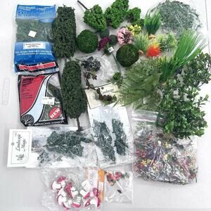 Model Train Plastic Plants Trees Bushes Flowers Doll House Arts & Crafts